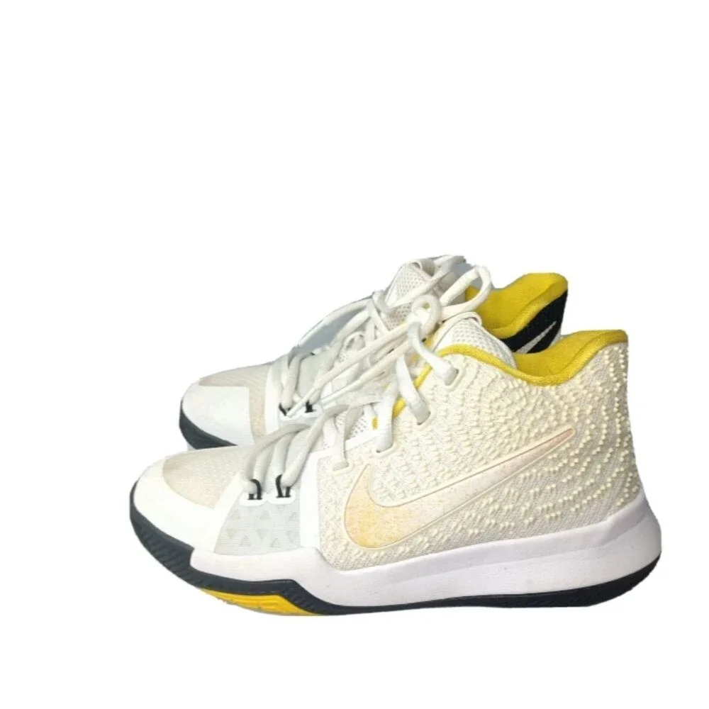 Nike Kyrie 3 N7 Shoes Boys Size 4Y Grade School White,  Maize
